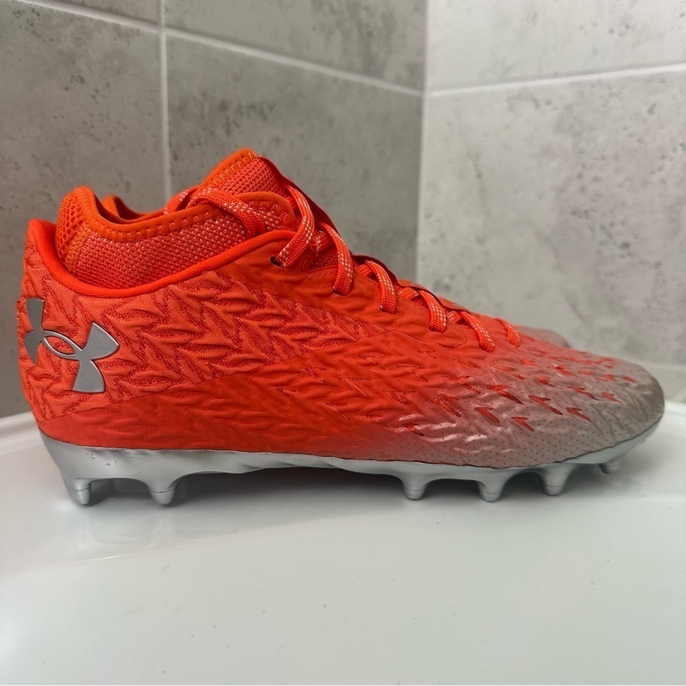 Under Armour Bright Orange Cleats Size 10 Men